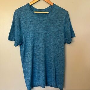 Lululemon Mens Short Sleeve Athletic Tee - Size Medium (M)